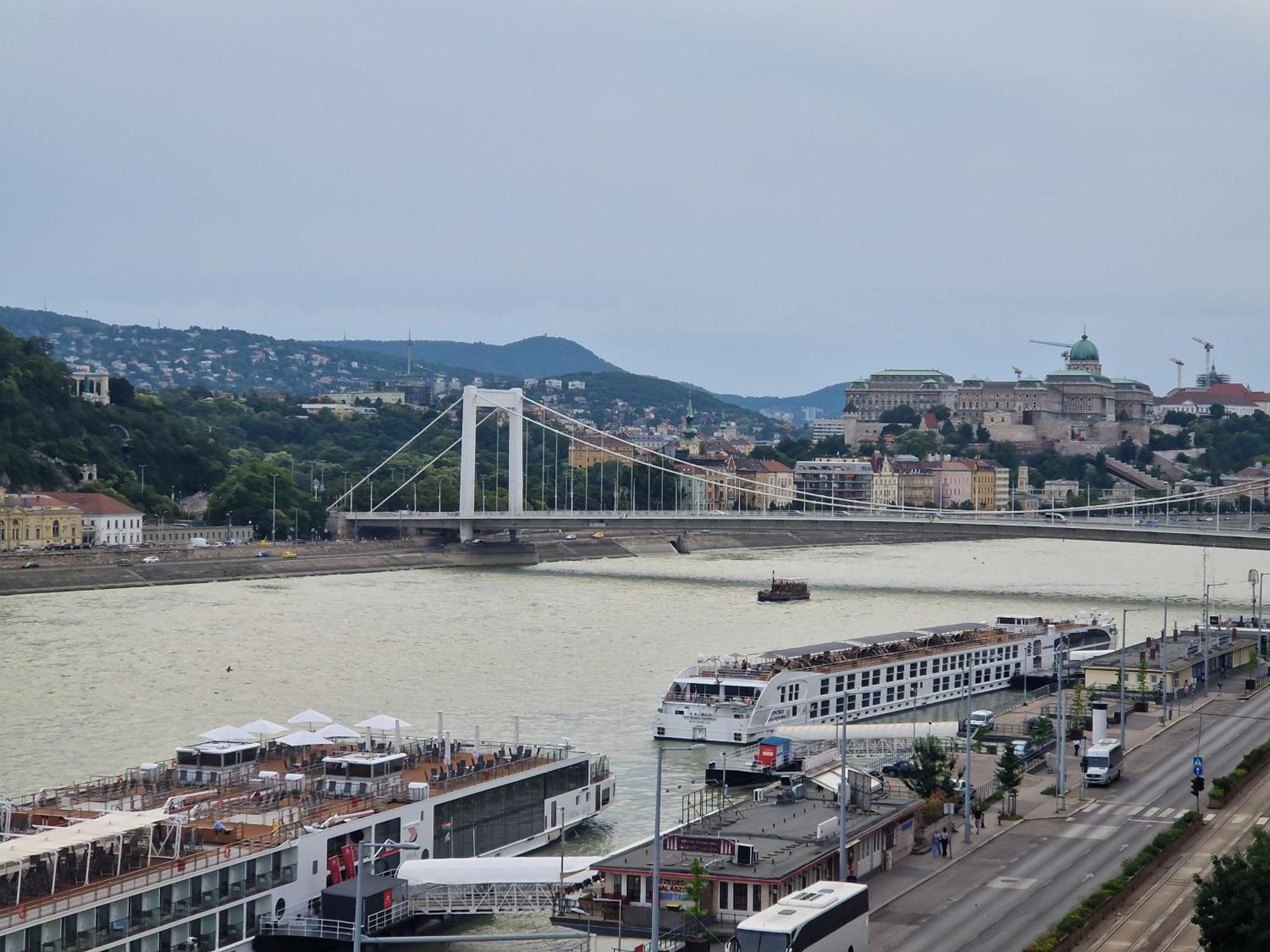 Danube Wonder View * Budapešť